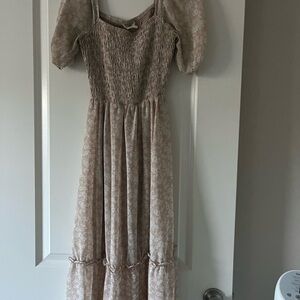 Jessica Simpson Beige Floral Midi Dress